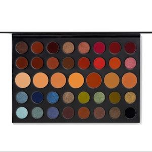 Morphe 39a Eyeshadow Palette - Barely used in box